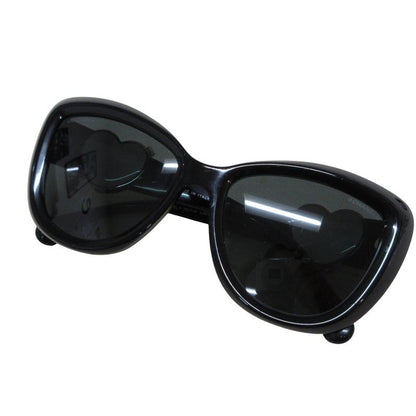 Chanel Heart Shape Coco Mark Sunglass Es 5517-a Black Frame Ladies Used