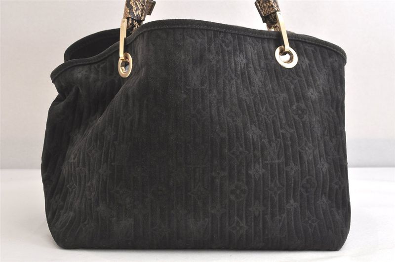 Louis Vuitton Handbags