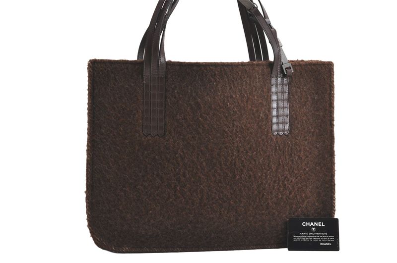 Chanel Vintage Shoulder Hand Tote Bag Boa Leather Brown 4212n