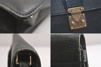 Louis Vuitton Taiga Clad Clutch Handbag Wallet Green M30194 LV 4243n