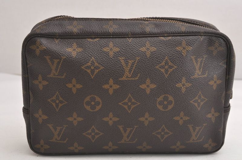Louis Vuitton Monogram Trousse Toilette 23 Clutch Bag M47524 LV Junk 4246n