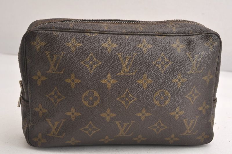 Louis Vuitton Monogram Trousse Toilette 23 Clutch Handbag M47524 LV 4253n