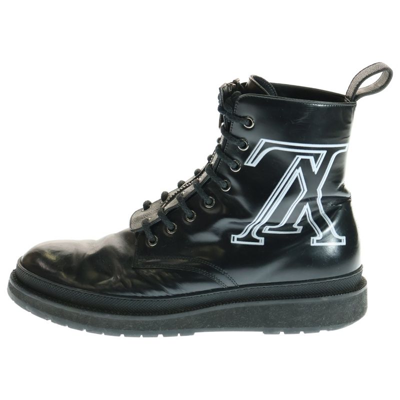 Louis Vuitton Signature Logo Front Logo Ankle Boots Black