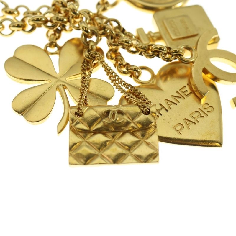 Chanel Coco Mark / Matelasse / Fragrance / Heels / Heart / Clover Motif Chain