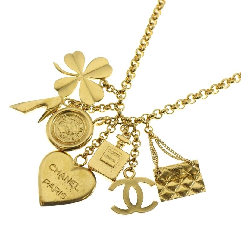 Chanel Coco Mark / Matelasse / Fragrance / Heels / Heart / Clover Motif Chain