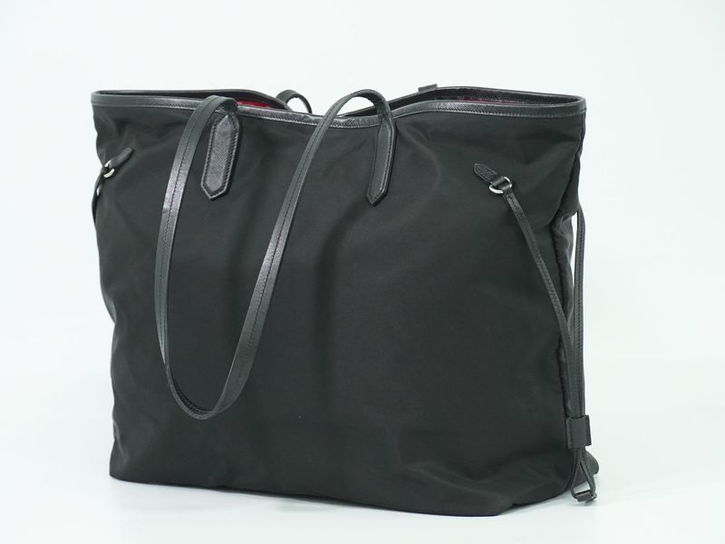 Authentic Prada Nylon Shoulder Bag Tote Bag Black Bag Pre-owned [follow-up