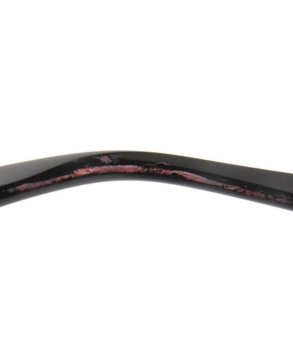 Cartier Sunglasses In Acetate In 18k Yellow Gold On A White Background