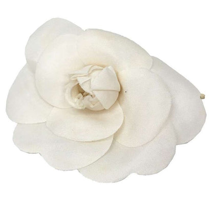 Chanel Camellia Corsage Brooch White Aq11984