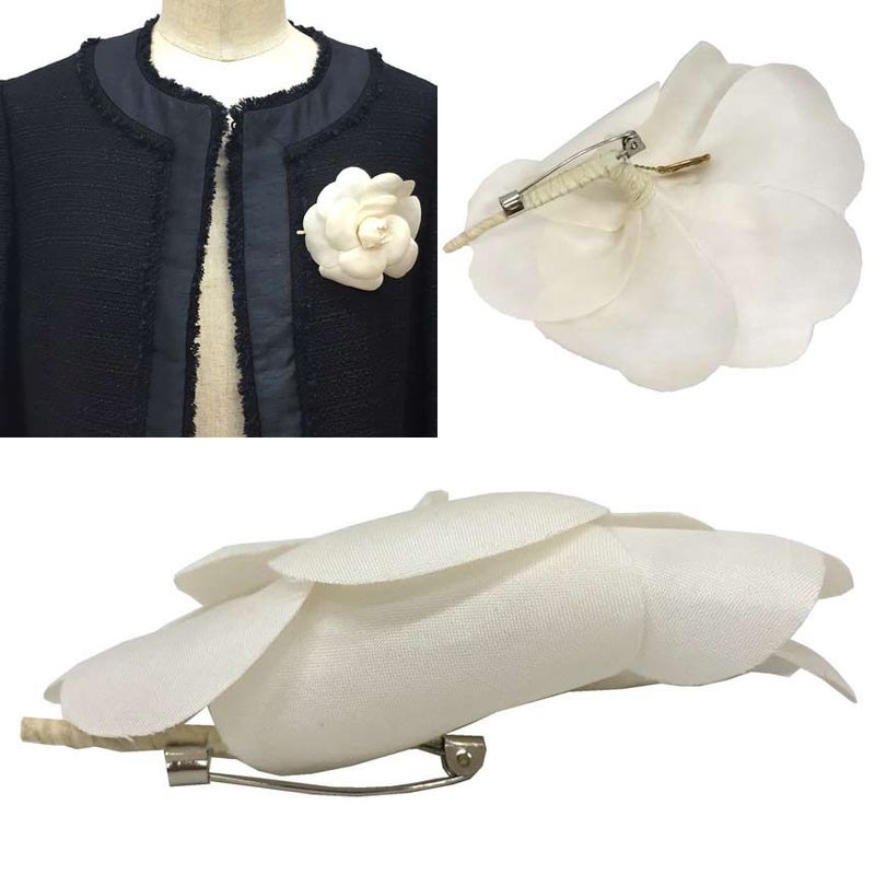 Chanel Camellia Corsage Brooch White Aq11984