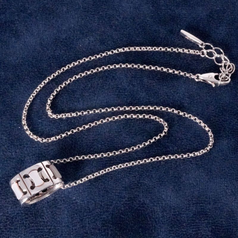 Celine Macadam Shell Necklace Celine Silver 25-1457s