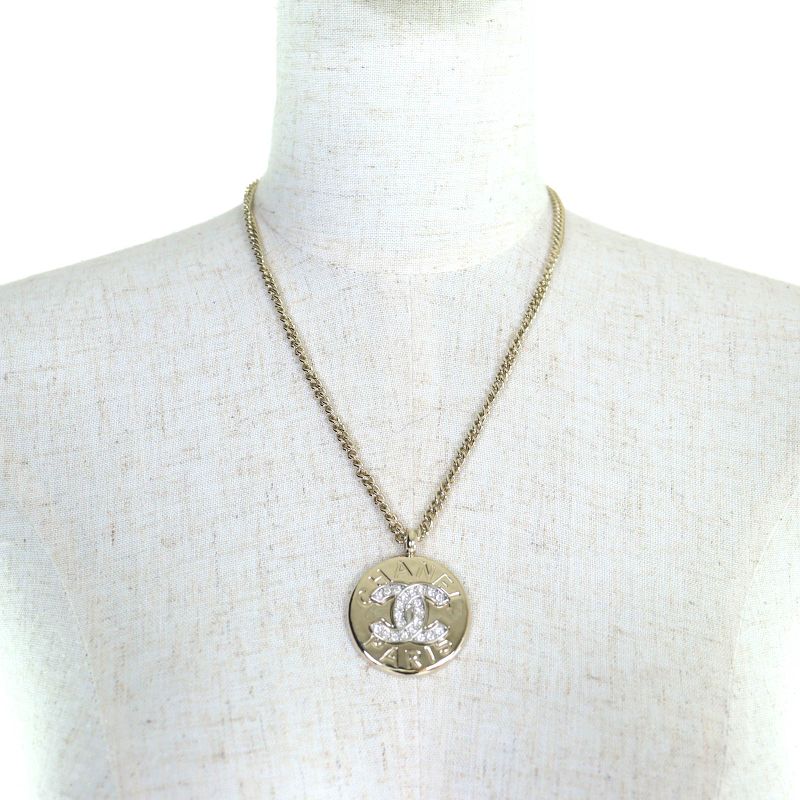 CHANEL B25A Coco Mark Rhinestone Logo Medal Top Pendant Necklace Gold With Box