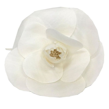 Chanel Camellia Corsage Brooch Flower White With Box Aq11855