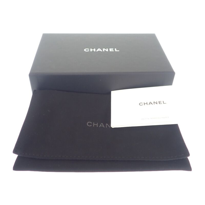 Chanel Medium Classic Flap Wallet Ap0232_b33352_10601 Bifold Wallet Caviar Skin