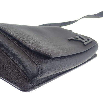 Louis Vuitton Take Off Su Ring M57081 Body Bag Grain Calf Leather Black Men's