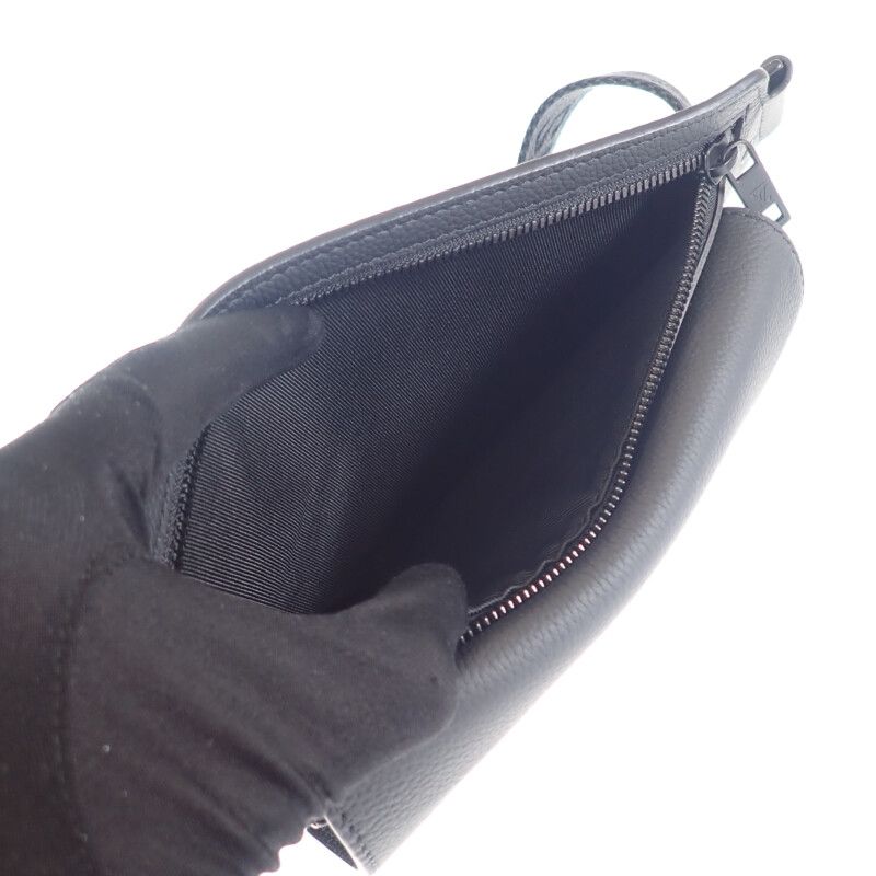 Louis Vuitton Take Off Su Ring M57081 Body Bag Grain Calf Leather Black Men's