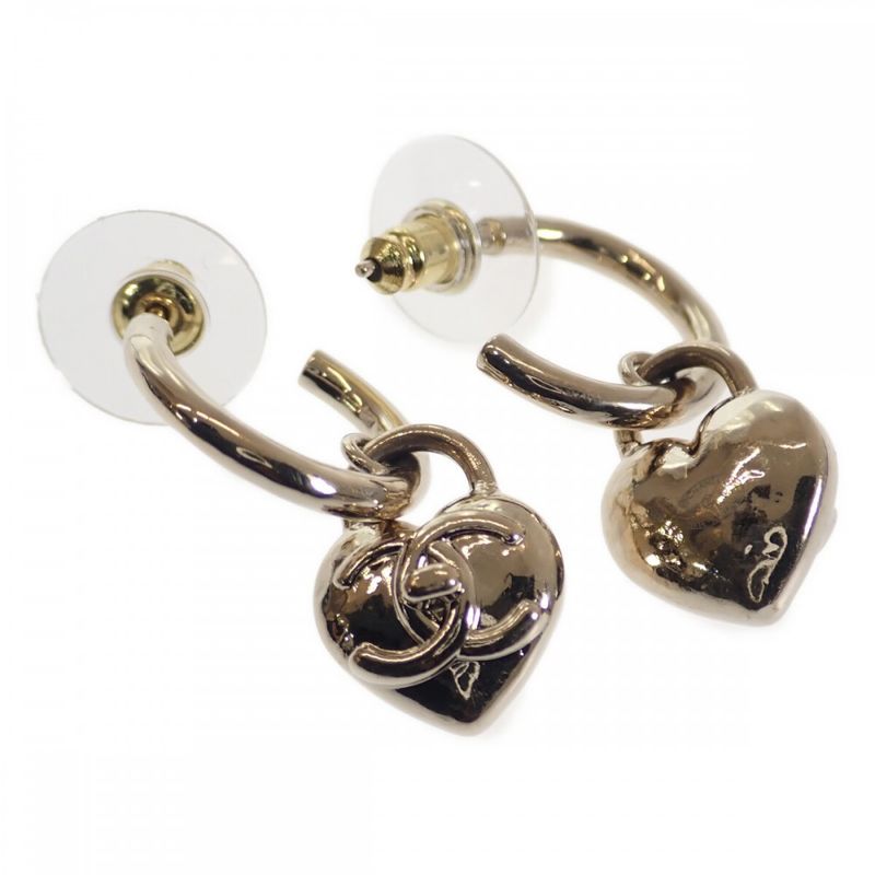 Chanel Coco Mark Heart Hoop Ab9094 Earrings Metal Gold Ladies [AB Rank]