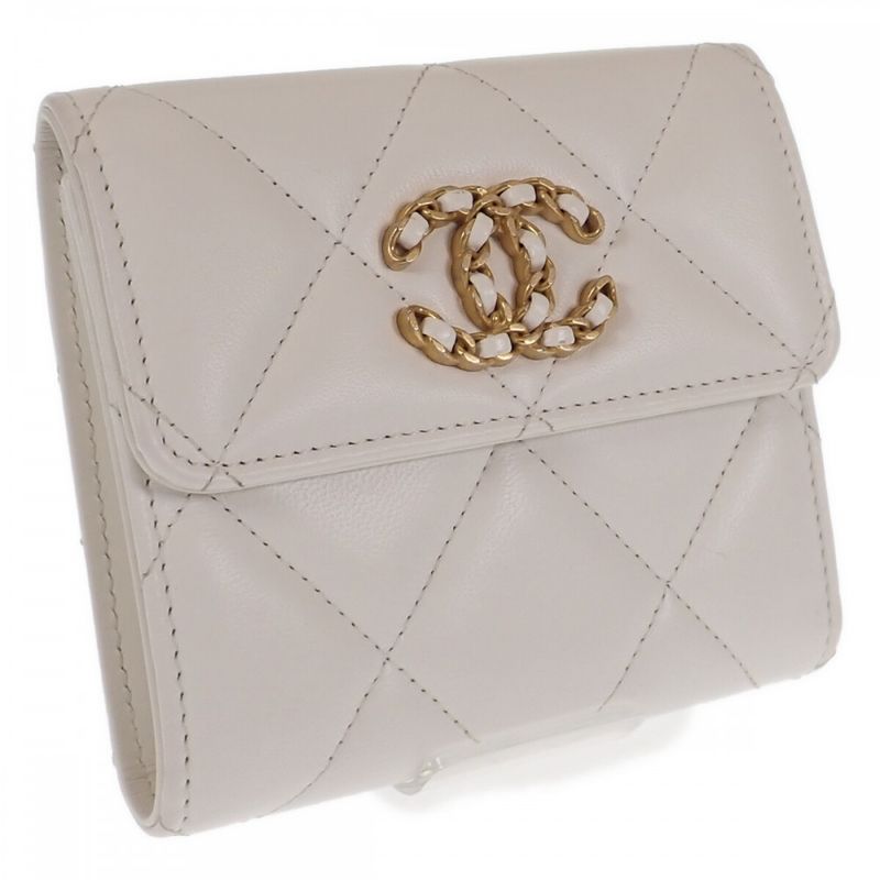 Chanel 19 Flap Wallet Ap2809 Trifold Wallet Lambskin White Gold Hardware Ladies