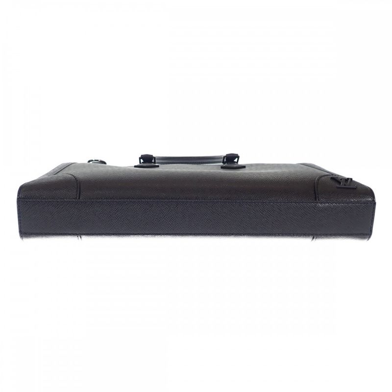 Louis Vuitton Slim Briefcase Business Bag M30810 Handbag Taiga Noir Black Mens