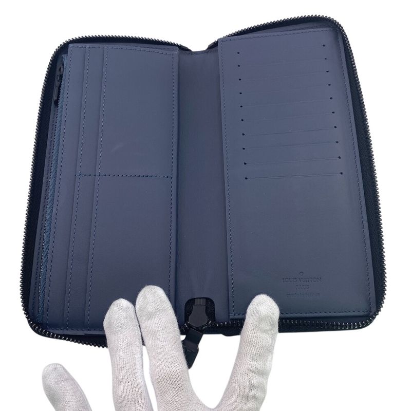 Louis Vuitton M82322 Zippy Wallet Vertical Monogram Shadow Long Wallet Brand