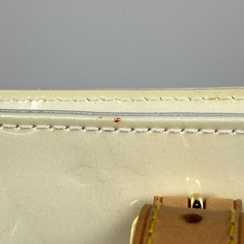 Louis Vuitton Brentwood Handbag Enamel Tote Monogram Vernis Pe Lou (white)