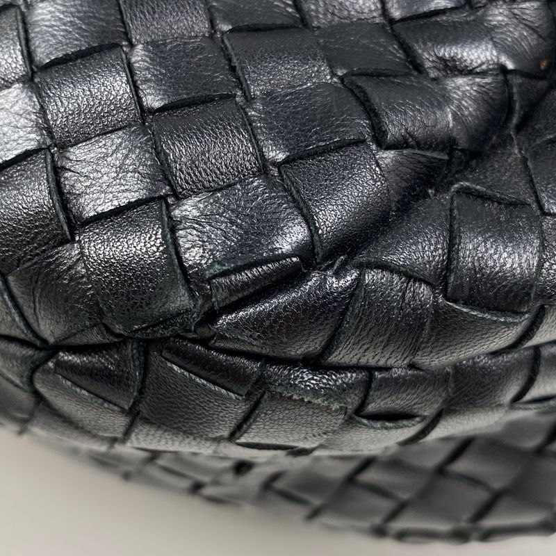 Bottega Venetaveneta Intrecciato Handbag Campana One Shoulder Handbag Leather