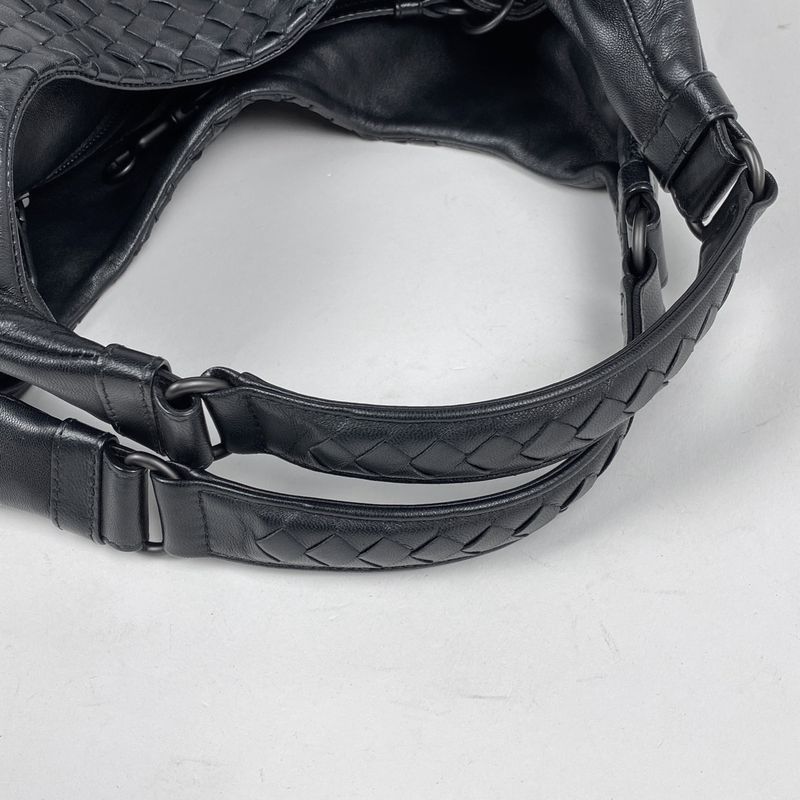 Bottega Venetaveneta Intrecciato Handbag Campana One Shoulder Handbag Leather