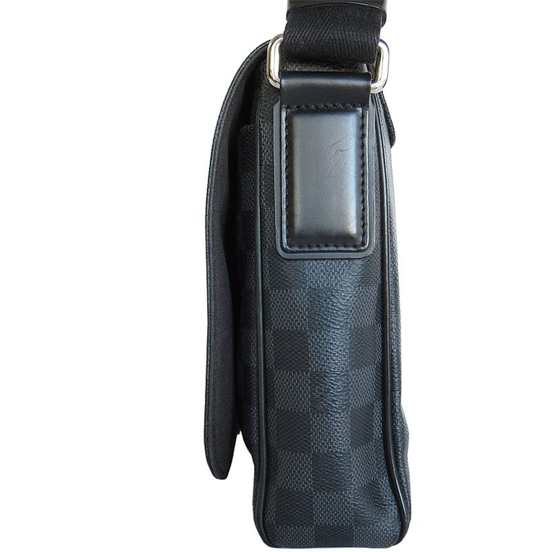 Louis Vuitton Crossbody Shoulder Bag Damier Graphite District PM N41260