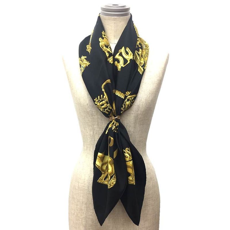 Herfmes Hermes Scarf Carre 90 LES Cavaliers D'OR Golden Knight Black New Used