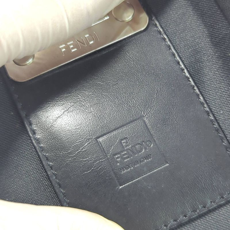 Fendi Logo Bar 6-stack Key Case /2261-101603-009/black/next-day Delivery