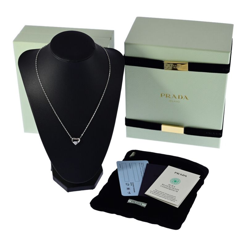Prada 0.45ct / Prada Lab Grown / Heart And Triangle Motif / Nano Heart Diamond