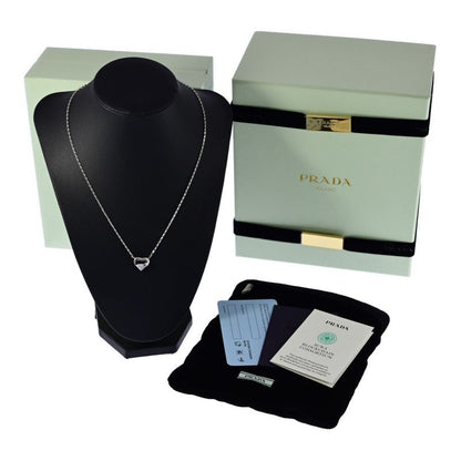 Prada 0.45ct / Prada Lab Grown / Heart And Triangle Motif / Nano Heart Diamond