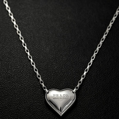 Prada 0.45ct / Prada Lab Grown / Heart And Triangle Motif / Nano Heart Diamond