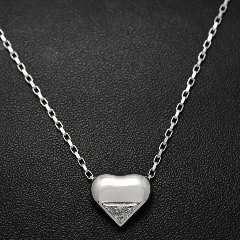 Prada 0.45ct / Prada Lab Grown / Heart And Triangle Motif / Nano Heart Diamond