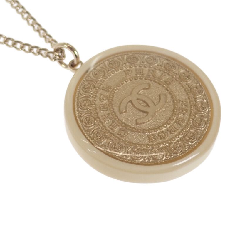 Chanel CC Coin Pendant Necklace Metal Gold Beige Ladies Circle Round Shape Gift