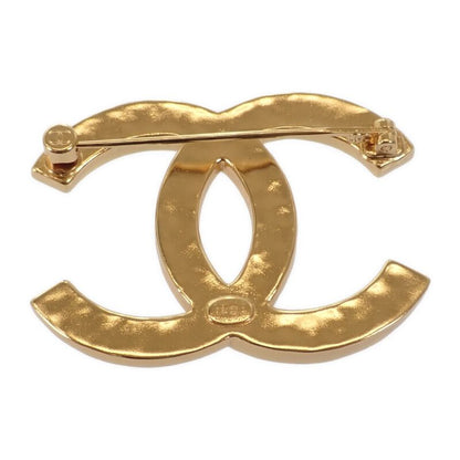 Chanel Coco Mark Brooch Stripe Brooch Metal Gold White Ladies [grade A