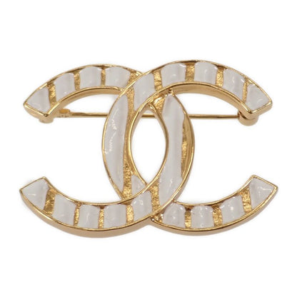 Chanel Coco Mark Brooch Stripe Brooch Metal Gold White Ladies [grade A