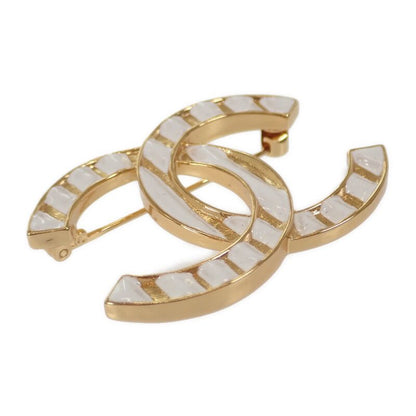 Chanel Coco Mark Brooch Stripe Brooch Metal Gold White Ladies [grade A