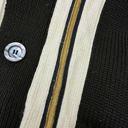 Gucci 18ss Wool Plain Cardigan Bee Wool Knit Cardigan with Badge Decoration