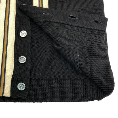 Gucci 18ss Wool Plain Cardigan Bee Wool Knit Cardigan with Badge Decoration