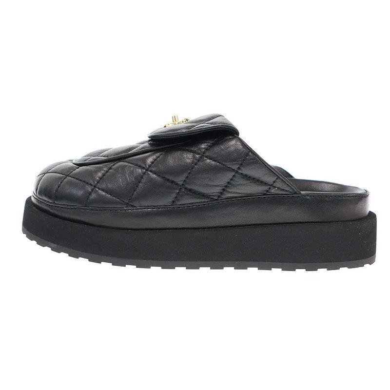 Chanel CC Turnlock Matelasse Leather Mule Shoes G45431 Black 36