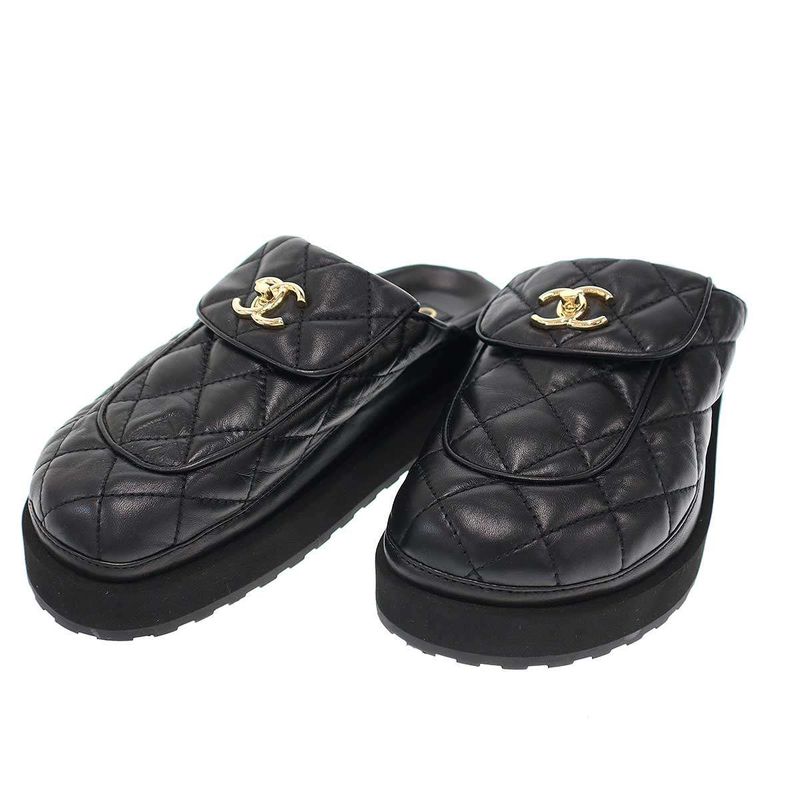 Chanel CC Turnlock Matelasse Leather Mule Shoes G45431 Black 36