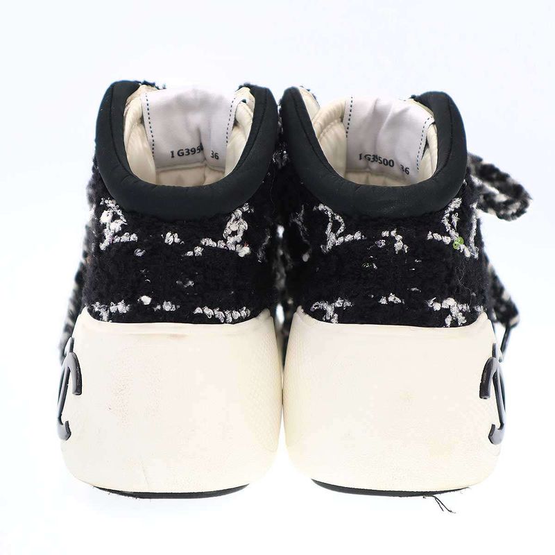 Chanel CC Logo Tweed Lace-Up Sneakers Ig39500 Black White 36
