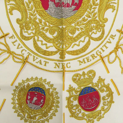 Hermes Carré 45 Petit Carré Paris Coat Of Arms LES Armes DE Paris Silk Cream