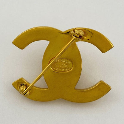 Chanel Turnlock Brooch Coco Mark Brooch GP Gold Ladies