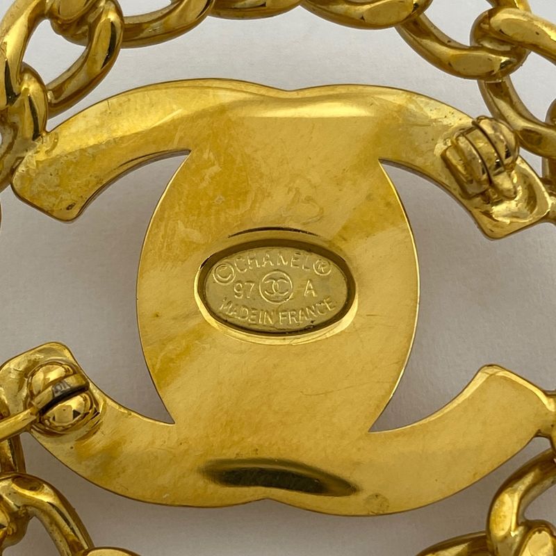 Chanel Coco Mark Brooch Round Turnlock Brooch GP Gold Ladies