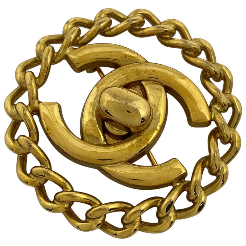 Chanel Coco Mark Brooch Round Turnlock Brooch GP Gold Ladies