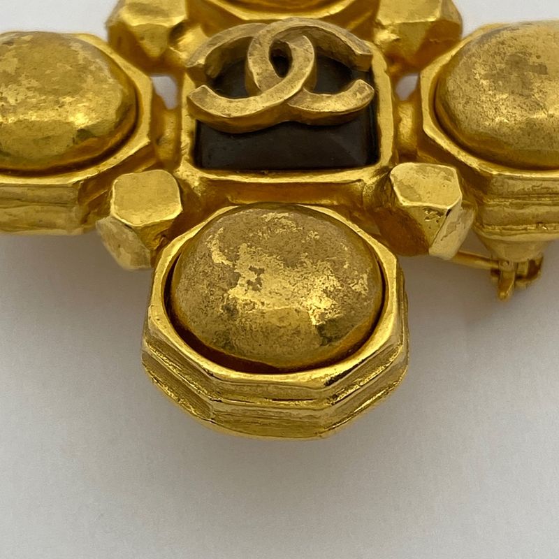 Chanel Coco Mark Brooch CC Mark Brooch GP Gold Ladies