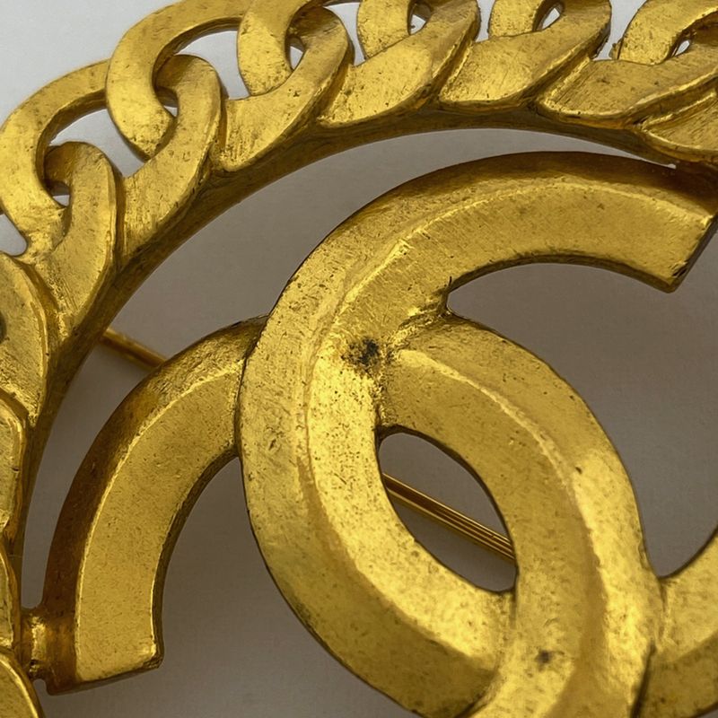 Chanel Coco Mark Brooch Round Brooch GP Gold Ladies