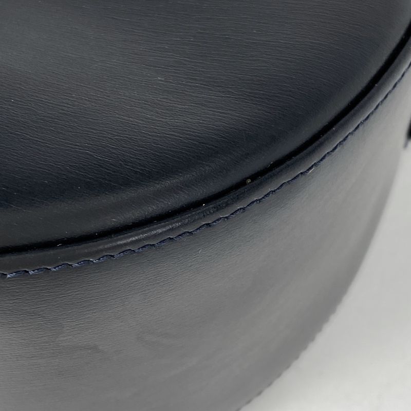 Cartier Sapphire Line Shoulder Bag Leather Navy Women