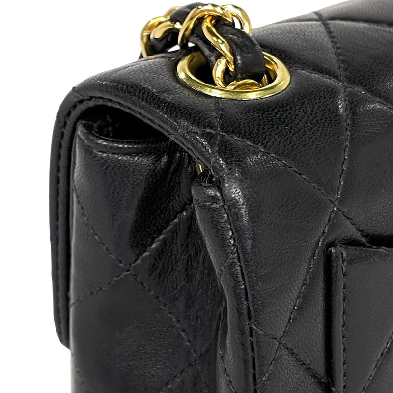 Chanel Mini Matelasse Single Flap Chain Shoulder Bag Coco Mark Shoulder Bag